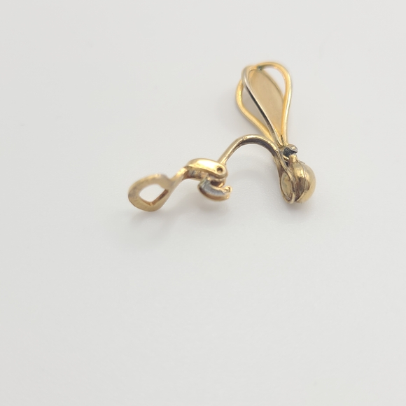 Vintage Gold Drop Clip on Earrings ☀️ 3/$40 - Picture 6 of 8